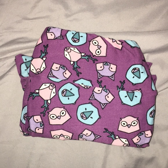 Geometric animal print LuLaRoe leggings - Picture 2 of 3